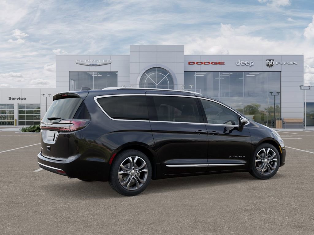New 2026 Chrysler Pacifica Pinnacle image 4