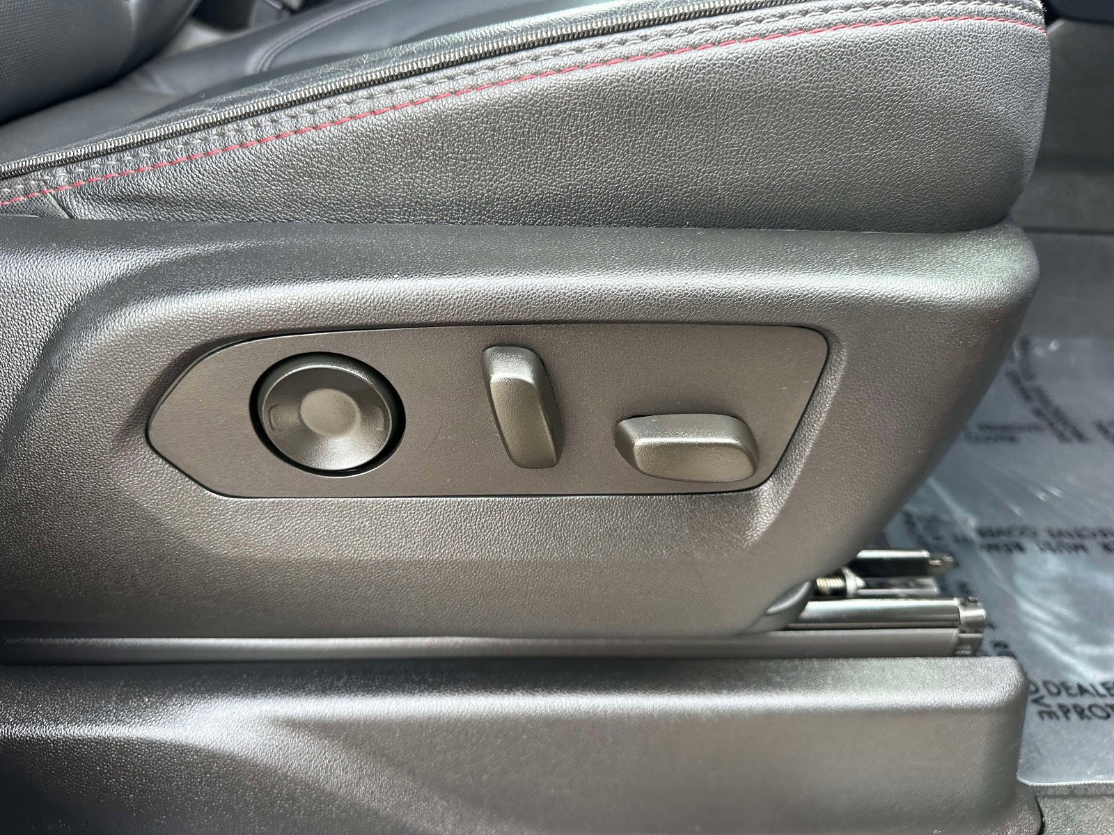 Used 2021 Chevrolet Suburban RST w/ Rear Media and Nav Package image 27