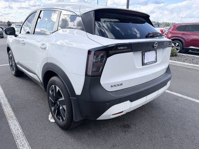 Certified 2025 Nissan Kicks SV w/ SV Premium Package AWD/4WD image 6