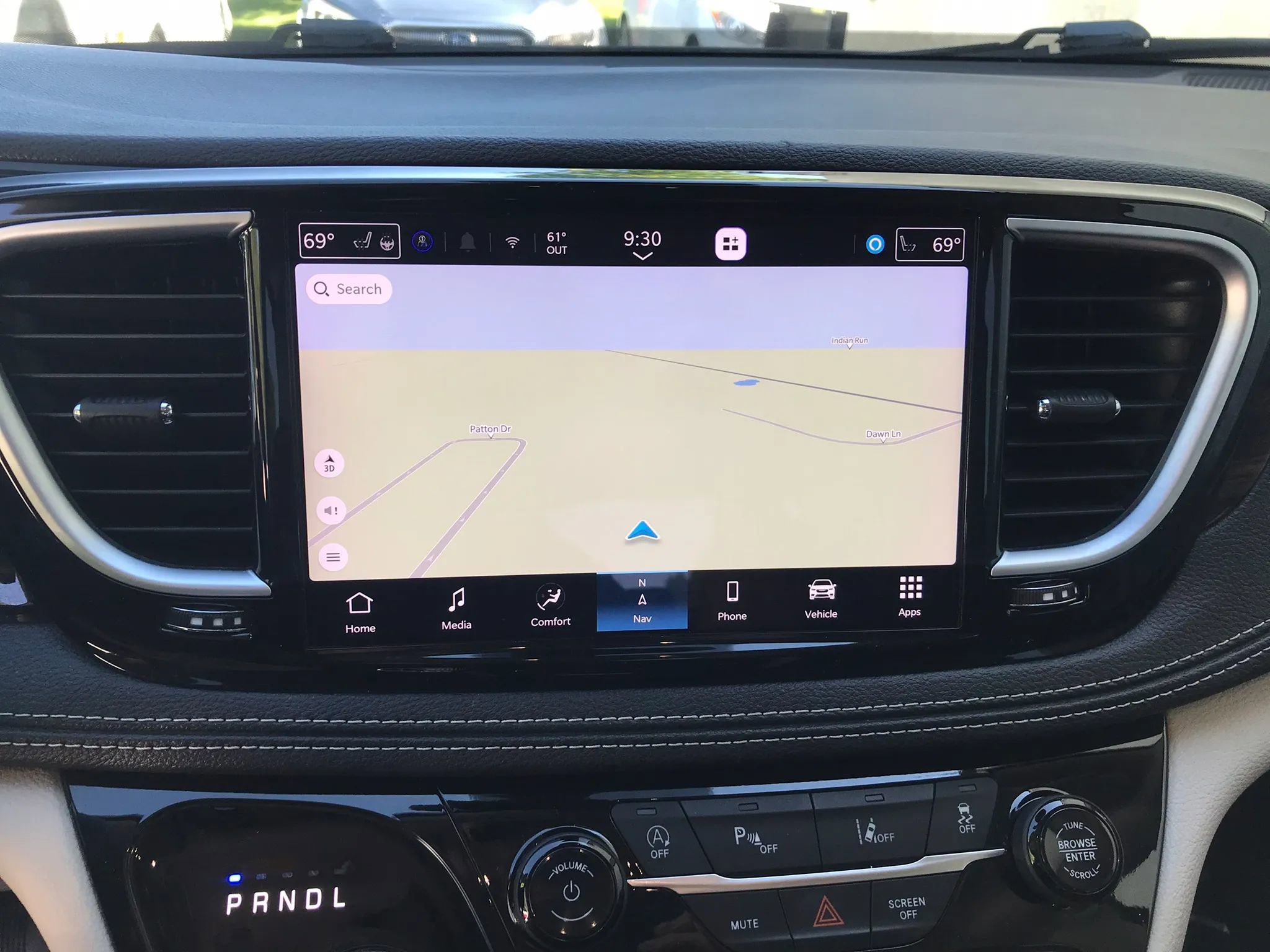 Used 2023 Chrysler Pacifica Limited FWD image 23