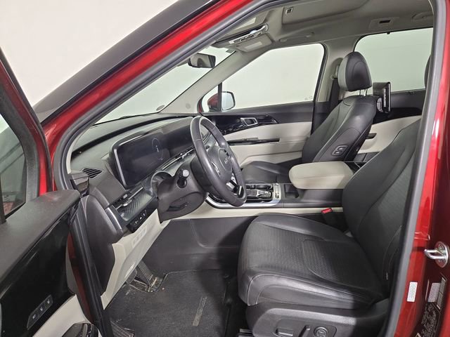 Used 2023 Kia Carnival SX Prestige FWD image 11