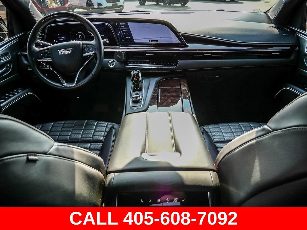 Used 2023 Cadillac Escalade Premium Luxury Platinum w/ LPO, Radiant Package AWD/4WD image 31