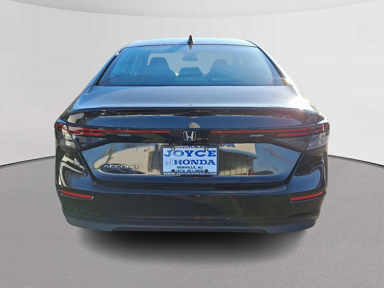 Certified 2023 Honda Accord LX image 9