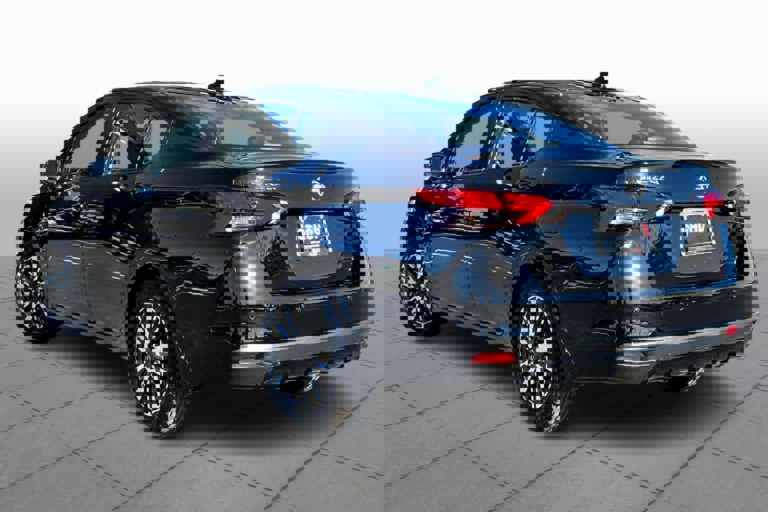 New 2025 Nissan Versa SV w/ Trunk Package image 12