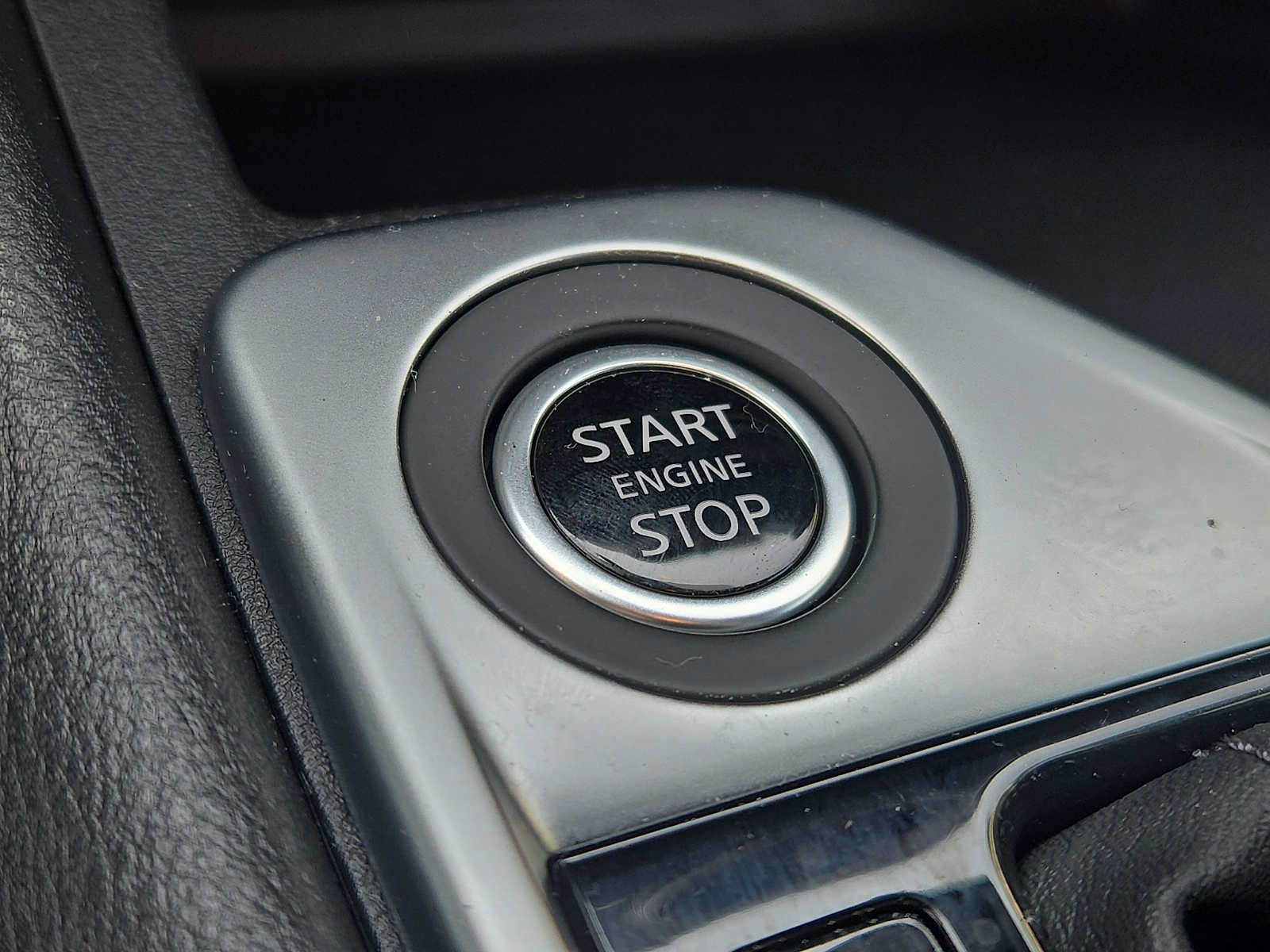 Used 2023 Nissan Sentra SV FWD image 25