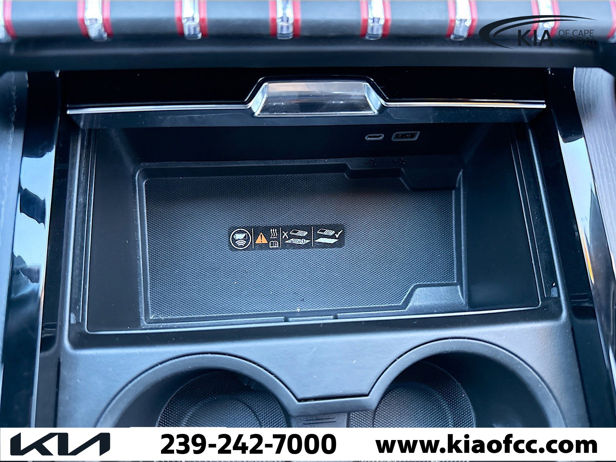 Used 2025 GMC Yukon AT4 Ultimate image 31