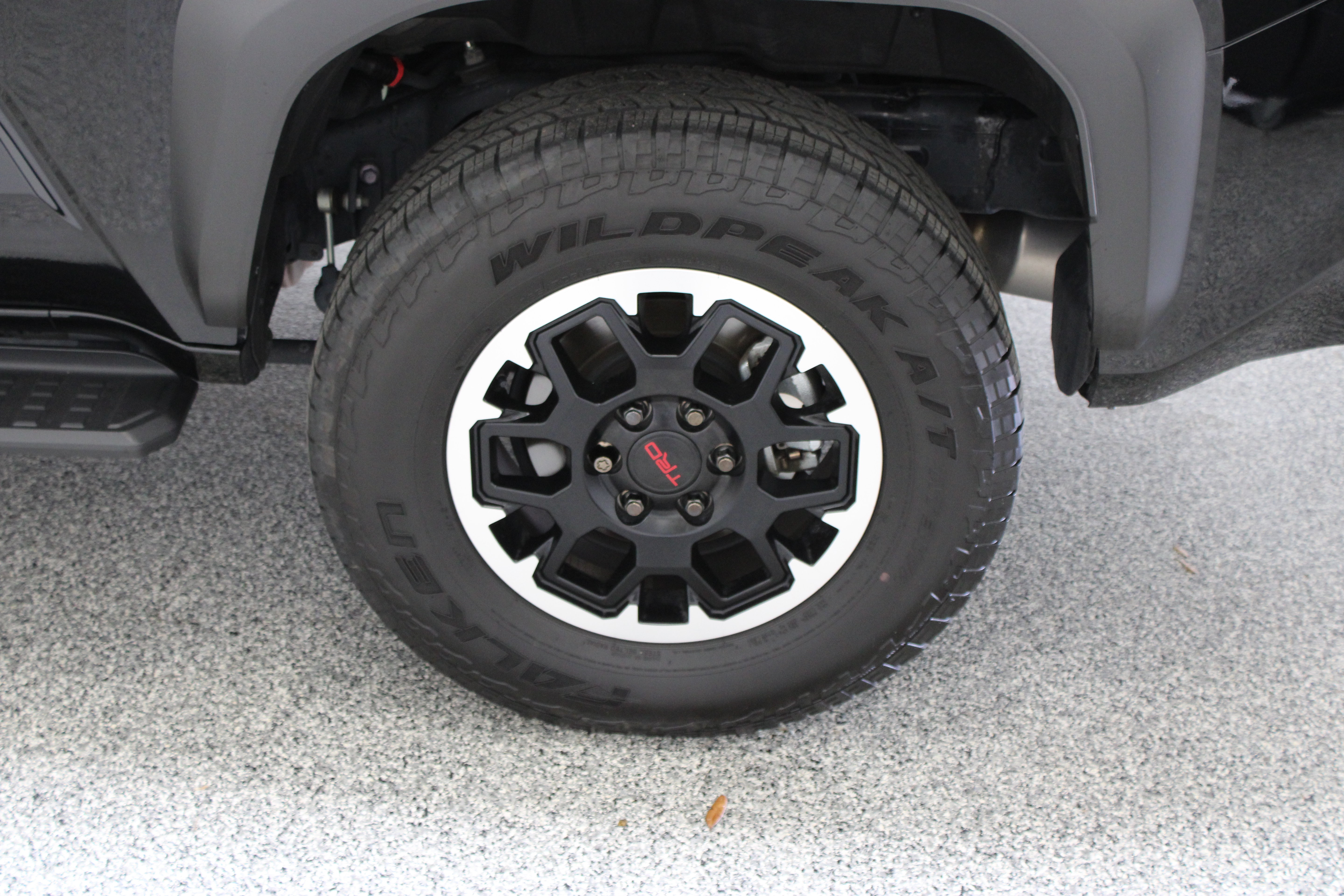 Used 2025 Toyota 4Runner TRD Off-Road Premium w/ Tow Technology Package AWD/4WD image 10