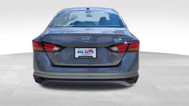 Used 2025 Nissan Altima 2.5 SV image 7