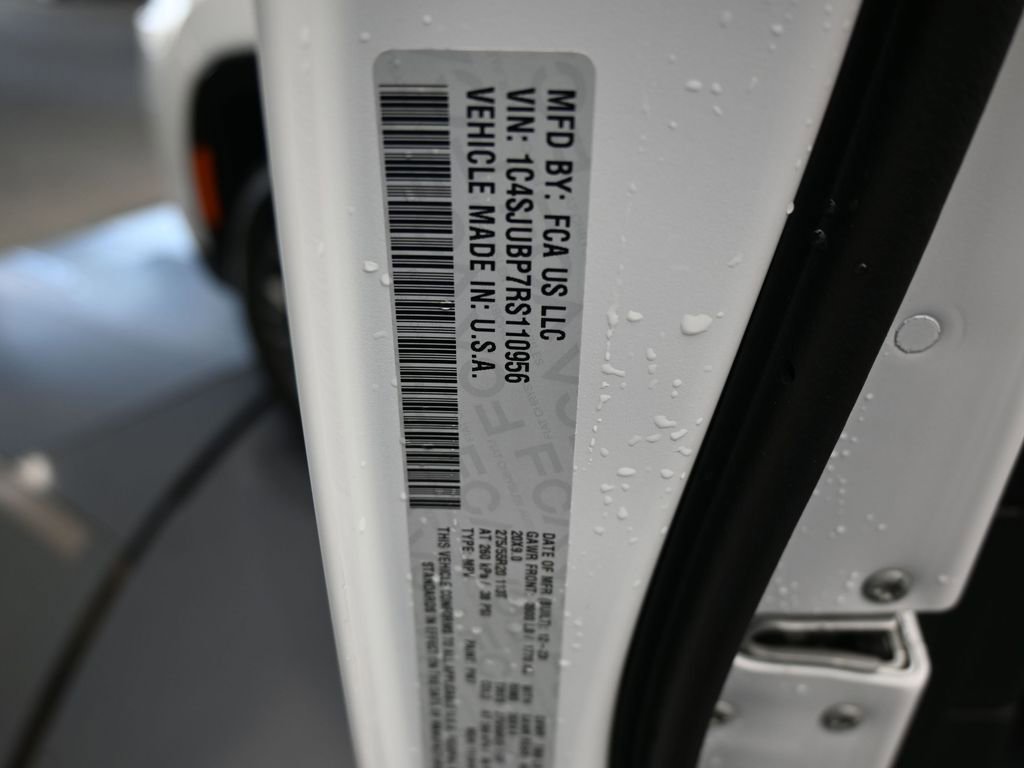 Used 2024 Jeep Wagoneer Series II image 17