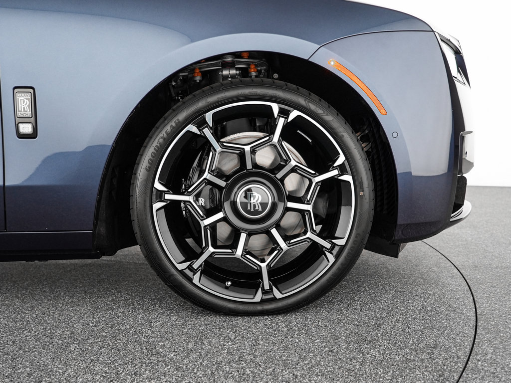 New 2027 Rolls-Royce Ghost Black Badge AWD/4WD image 33