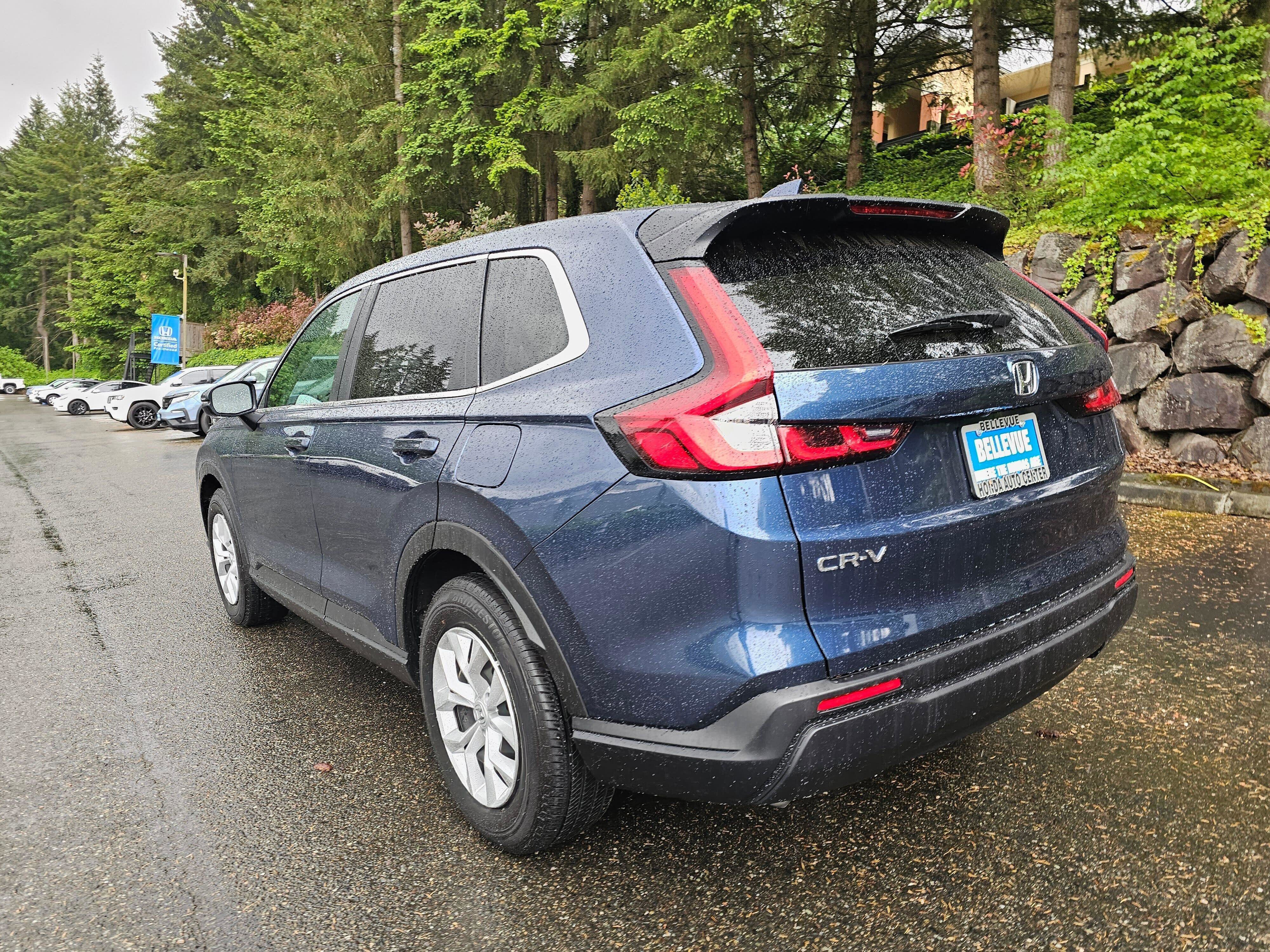 Certified 2025 Honda CR-V LX image 5