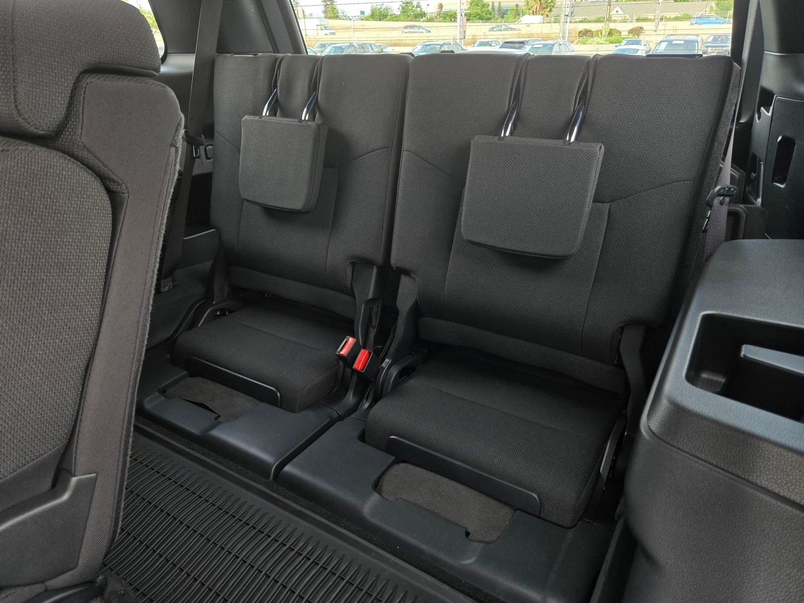 Used 2025 Toyota 4Runner SR5 AWD/4WD image 25