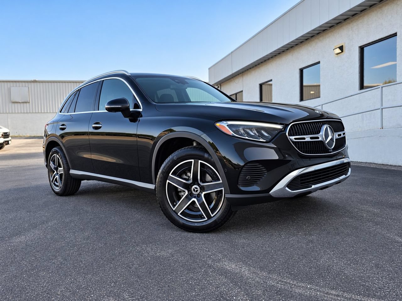 New 2027 Mercedes-Benz GLC 300 4MATIC