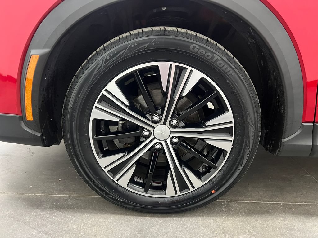 Used 2022 Mitsubishi Eclipse Cross SE FWD image 30