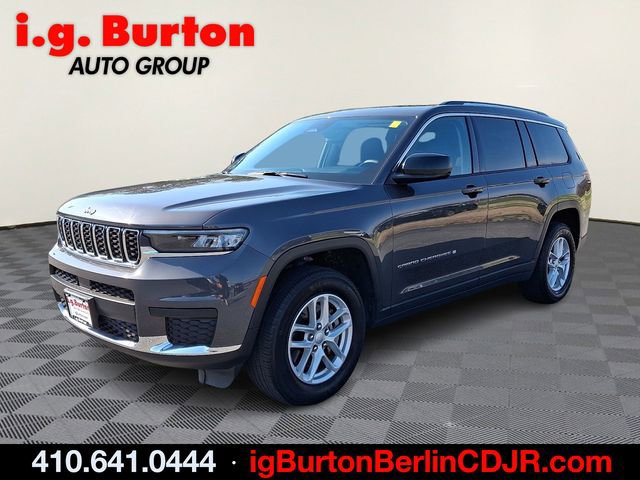 Used 2023 Jeep Grand Cherokee L Laredo image 3