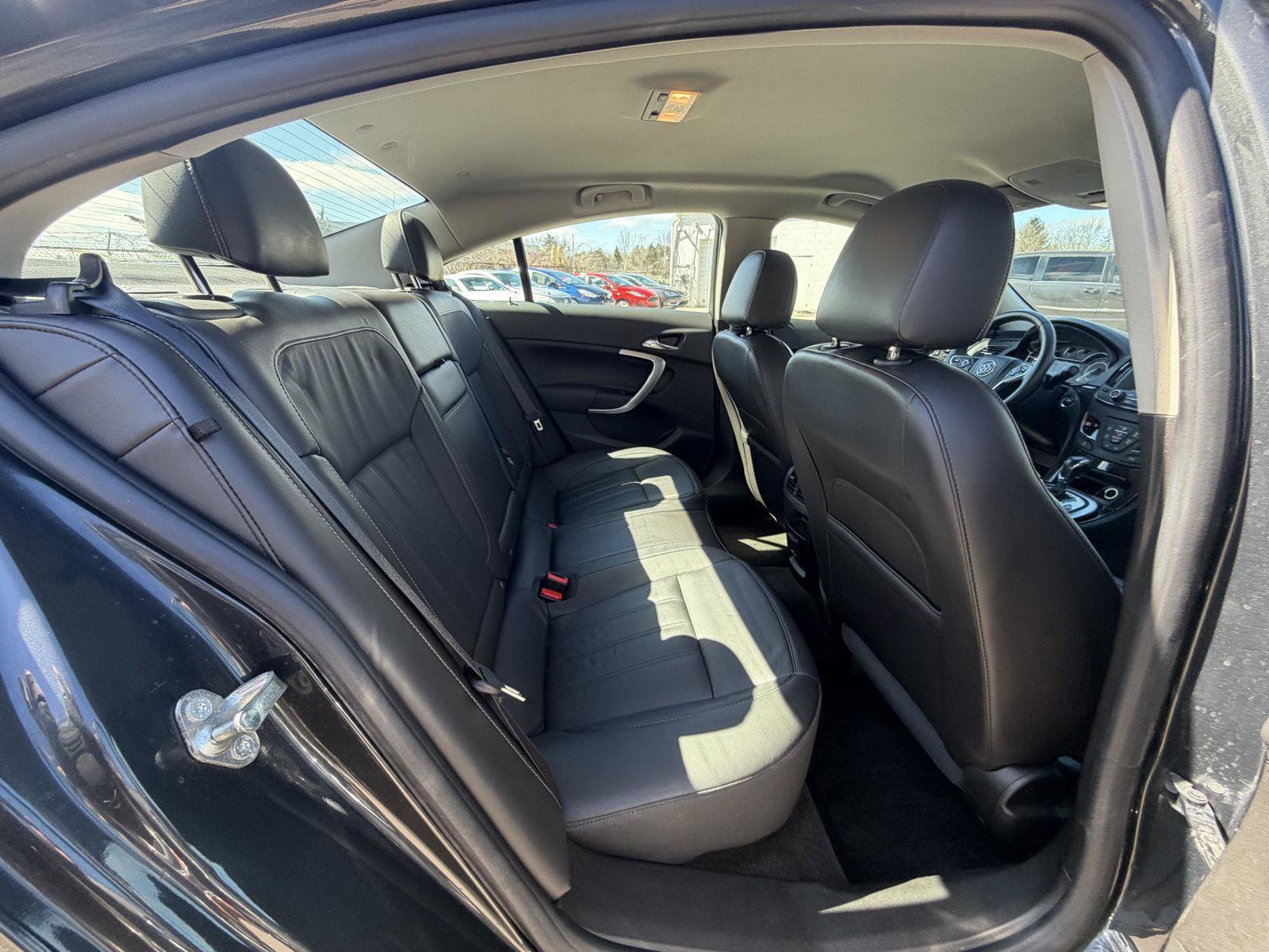 Used 2015 Buick Regal Premium image 30