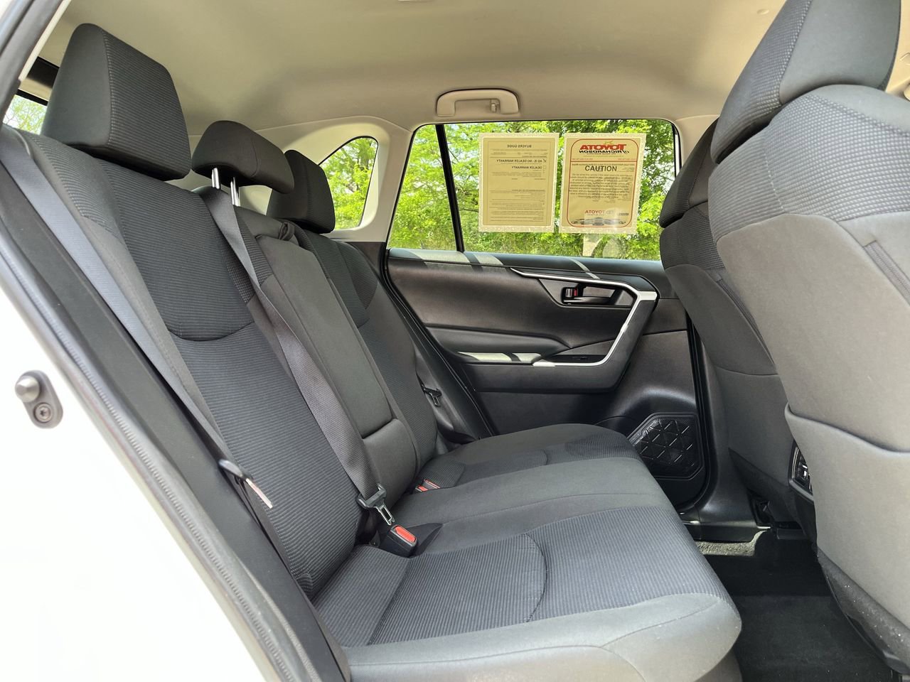 Used 2025 Toyota RAV4 LE AWD/4WD image 27