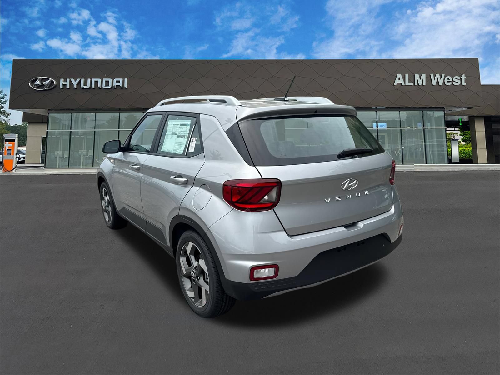New 2026 Hyundai Venue SEL FWD image 8