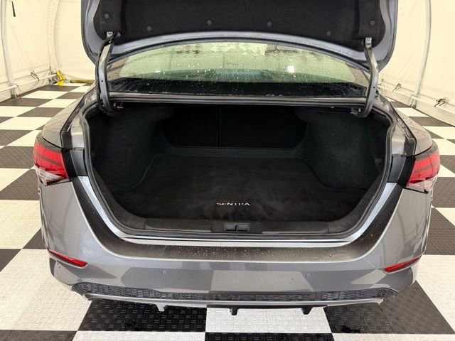 Used 2025 Nissan Sentra SV image 4