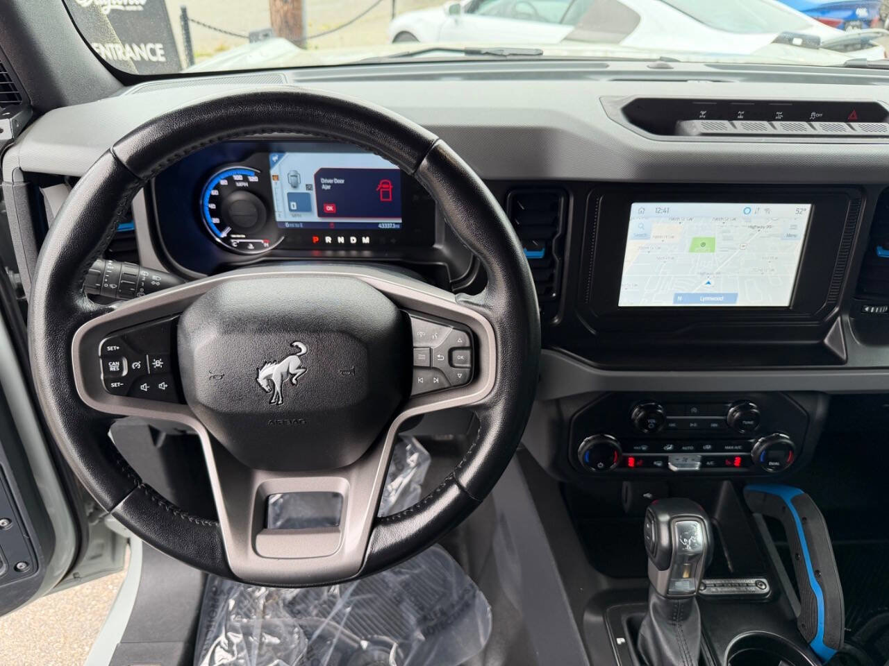 Used 2023 Ford Bronco Black Diamond w/ Sasquatch Package AWD/4WD image 35