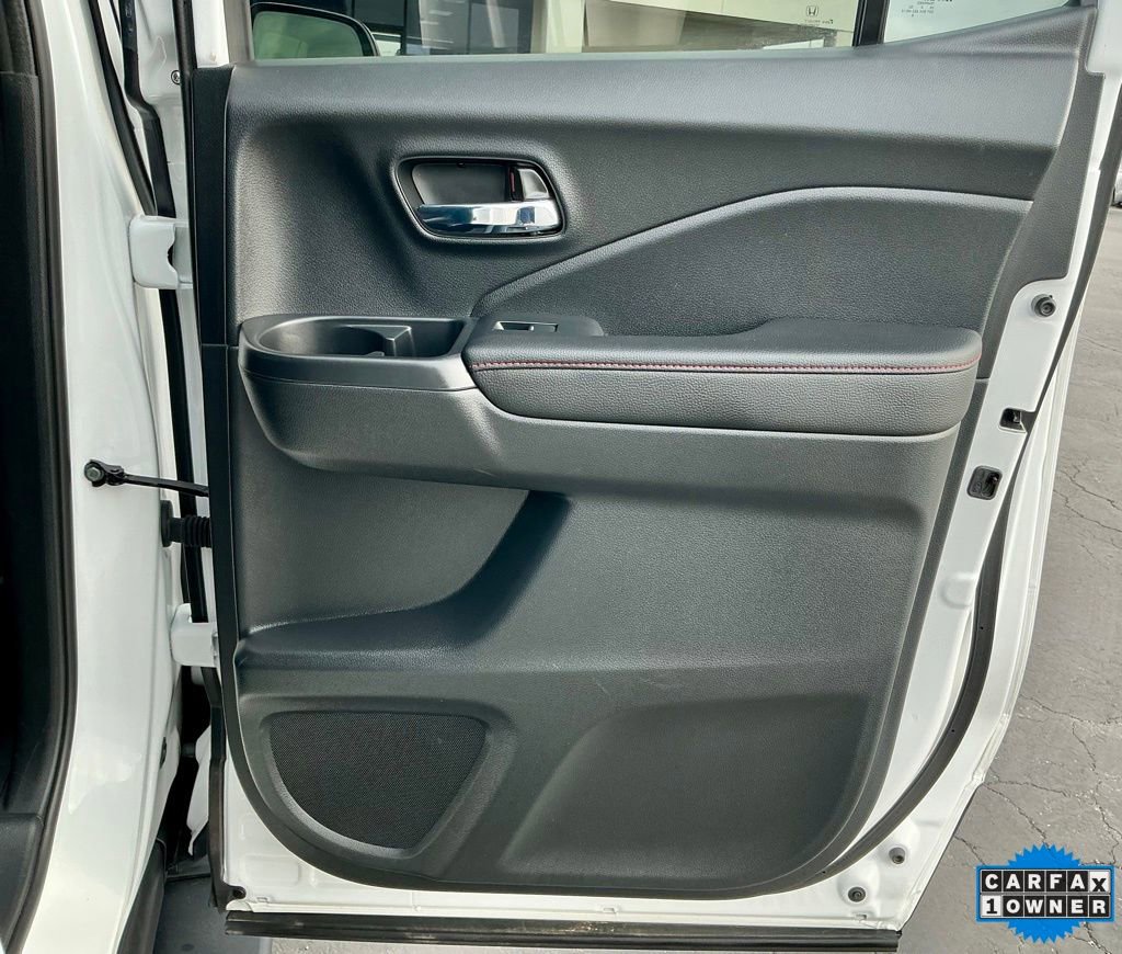 Used 2025 Honda Ridgeline Black Edition image 26