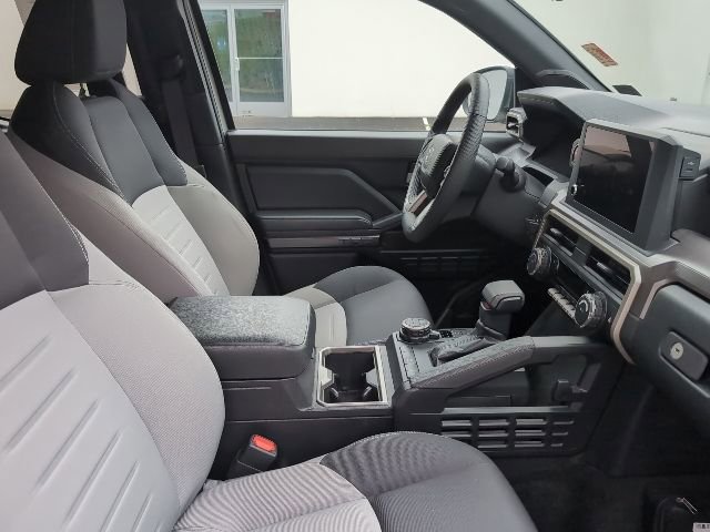 Used 2024 Toyota Tacoma TRD Off-Road w/ TRD Off Road Upgrade Package AWD/4WD image 24