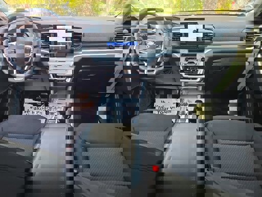 Certified 2024 Ford Explorer XLT image 2