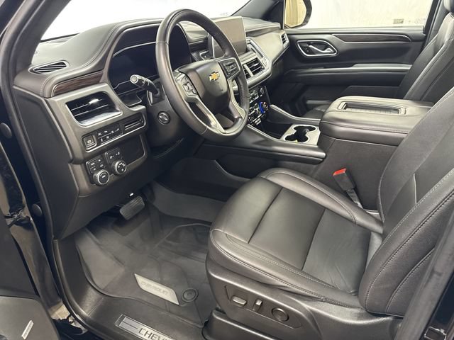 Certified 2022 Chevrolet Tahoe LT w/ Luxury Package AWD/4WD image 12