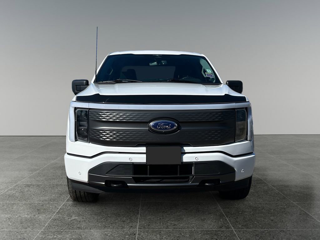 Used 2023 Ford F150 Lightning XLT AWD/4WD image 3