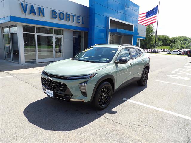 Used 2025 Chevrolet Trax ACTIV w/ Driver Confidence Package