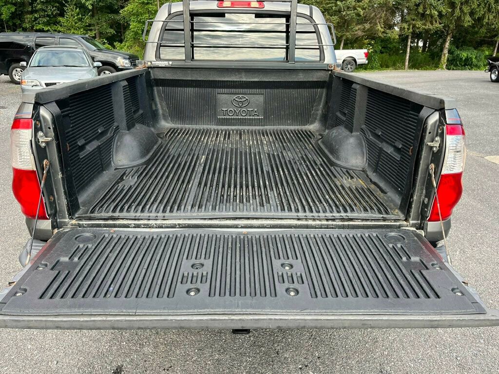 Used 2005 Toyota Tundra Limited w/ All Weather Guard Pkg image 17