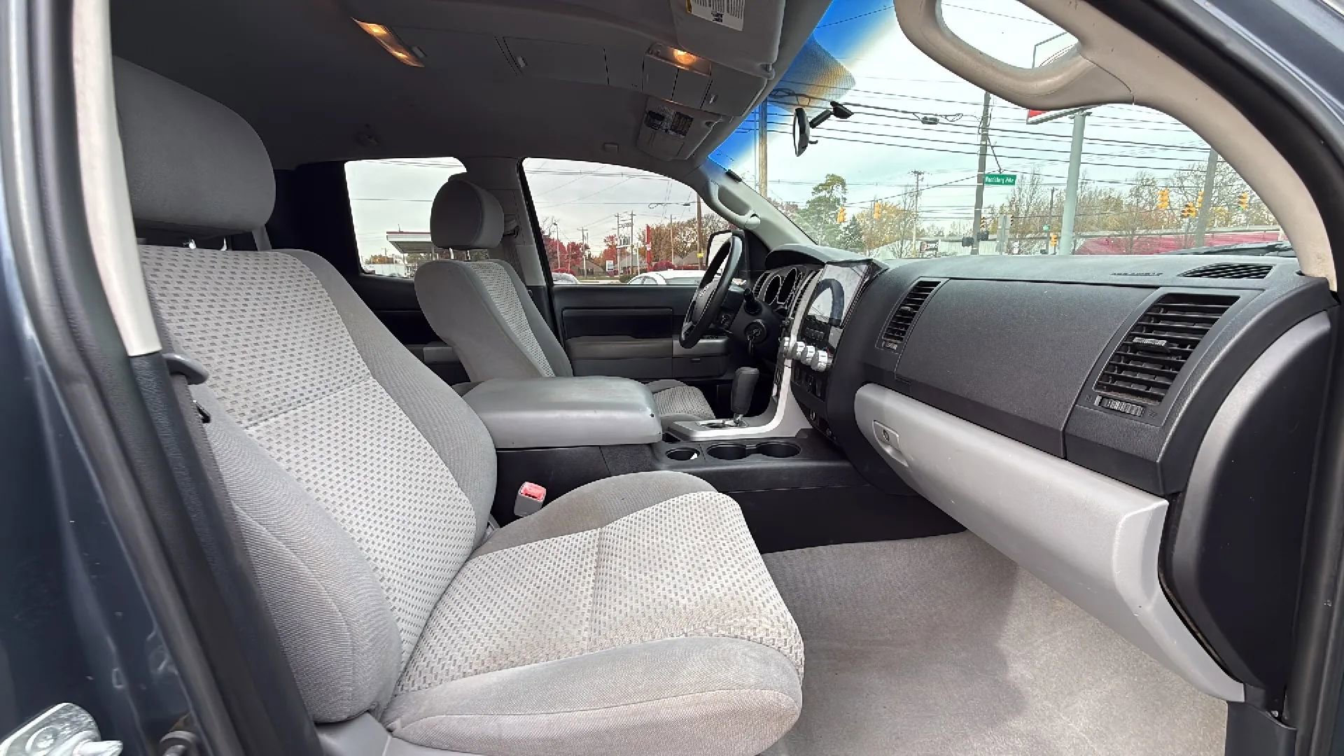 Used 2008 Toyota Tundra SR5 w/ TRD Off-Road Pkg AWD/4WD image 17