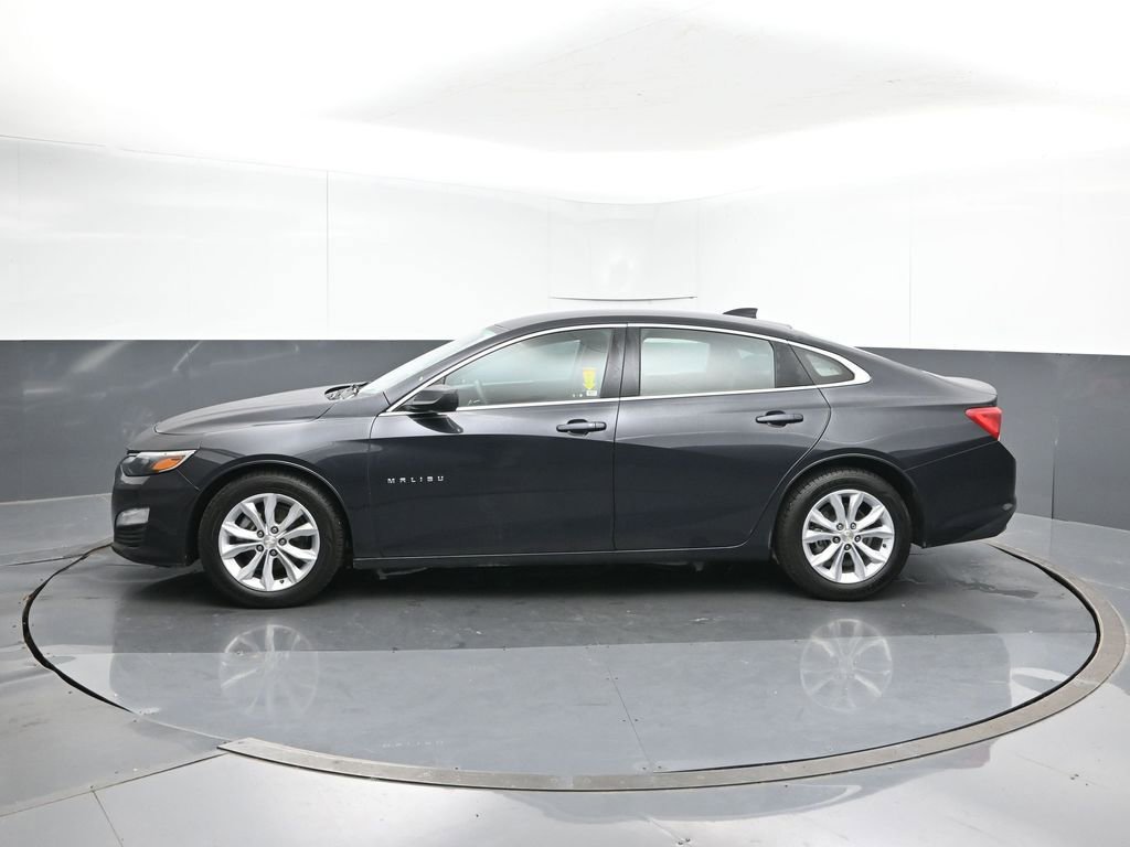Used 2023 Chevrolet Malibu LT image 3
