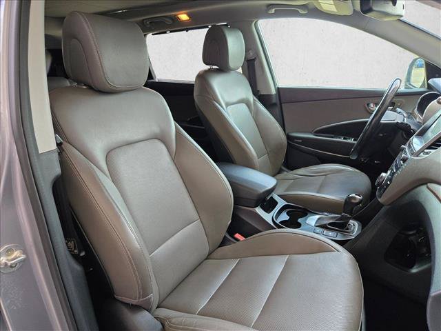 Used 2017 Hyundai Santa Fe FWD image 22
