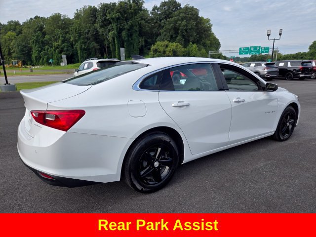 Used 2023 Chevrolet Malibu LS w/ Driver Confidence Package FWD image 9