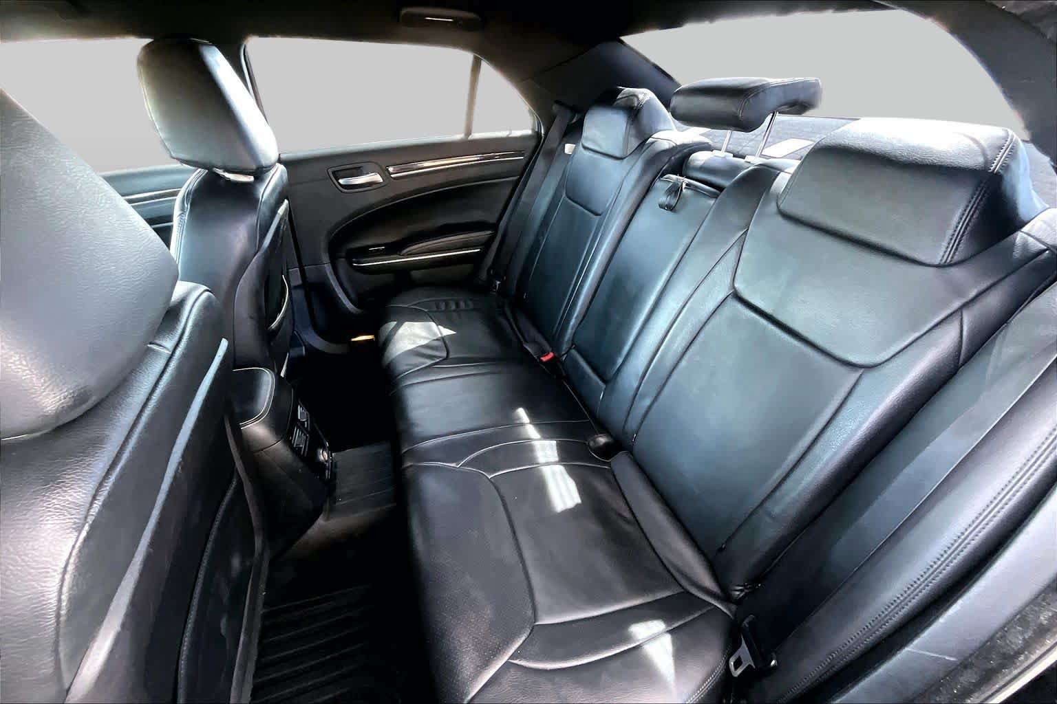 Used 2014 Chrysler 300 Uptown Edition w/ Quick Order Package 22M RWD image 21