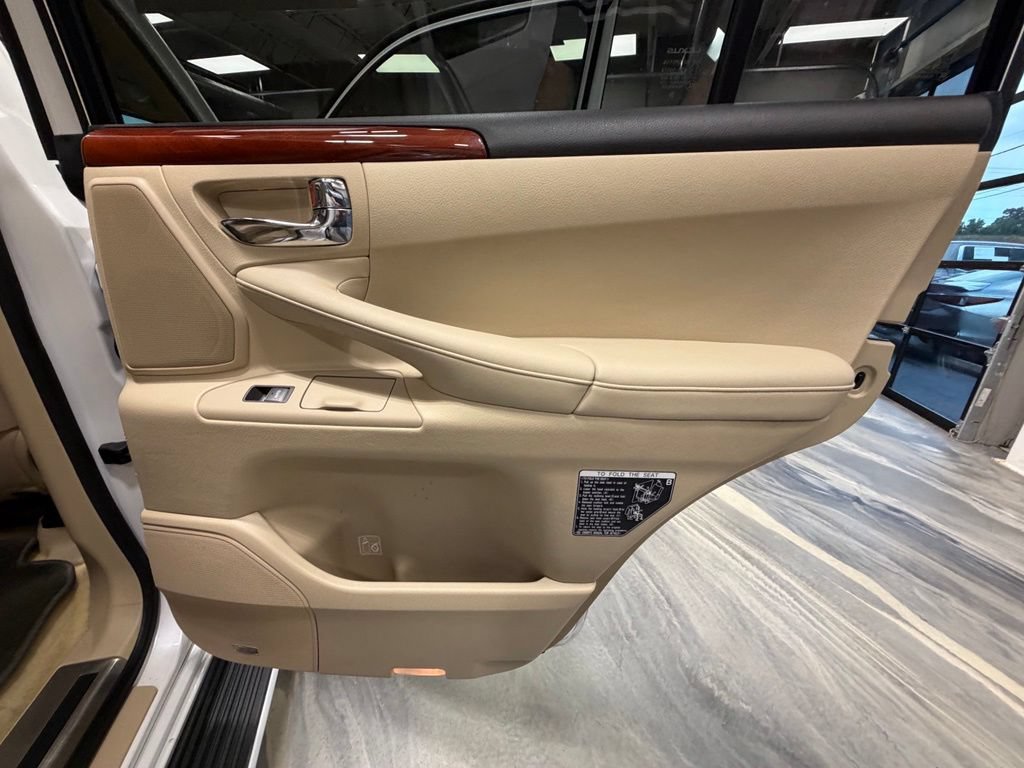 Used 2010 Lexus LX 570 4WD image 54