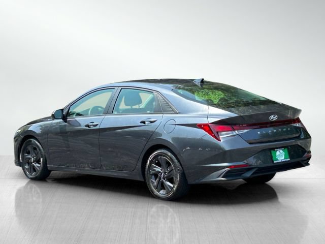 Used 2021 Hyundai Elantra SEL FWD image 6