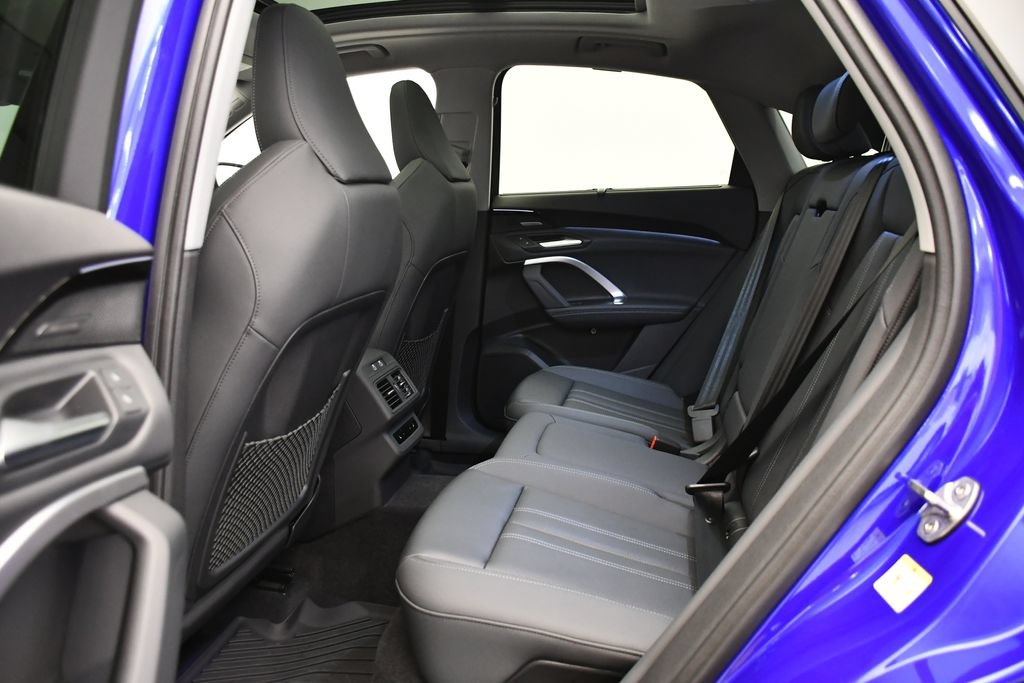 Used 2025 Audi Q5 Prestige w/ 20" Wheel Package AWD/4WD image 41