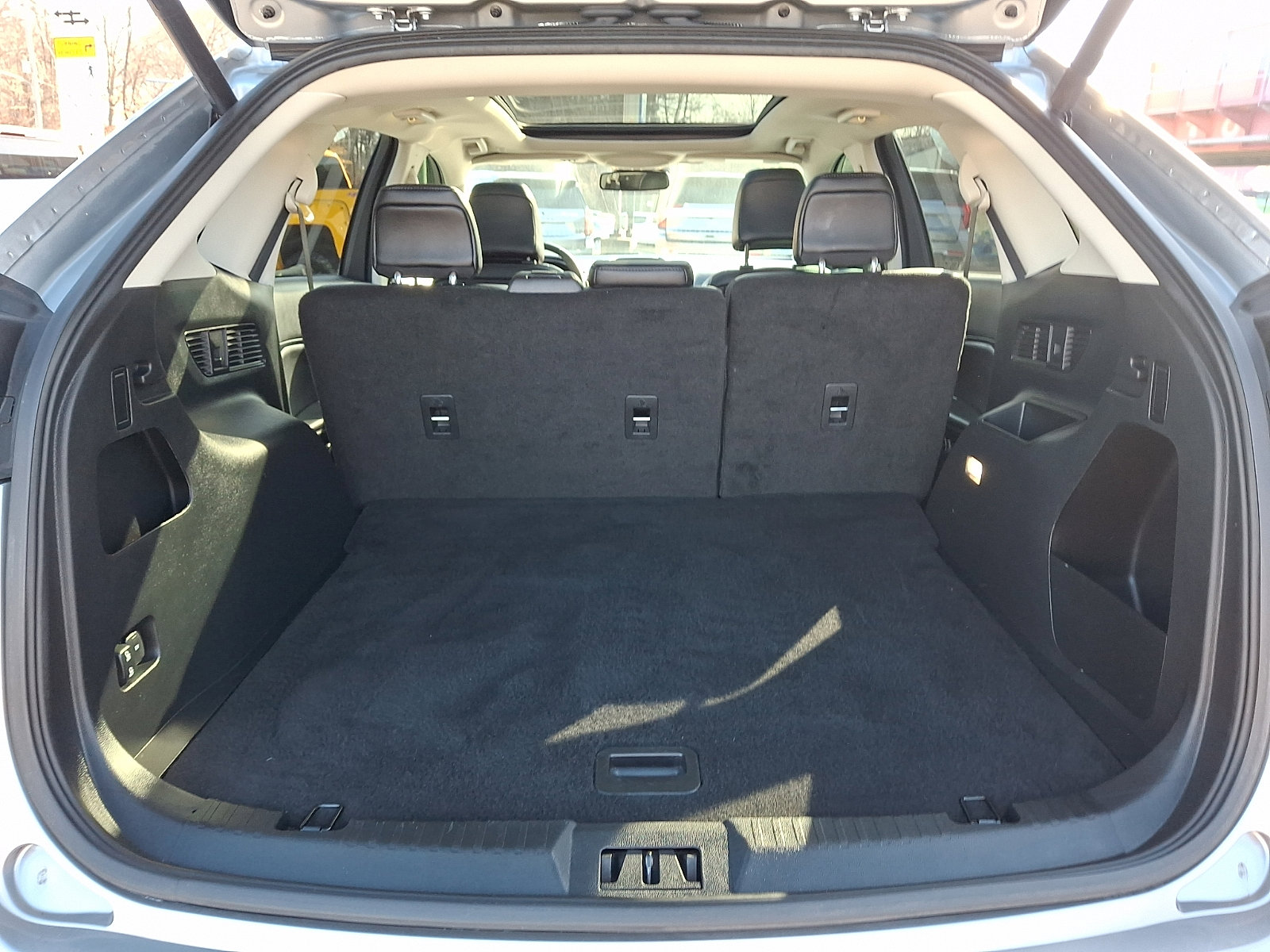 Used 2024 Ford Edge SEL w/ Convenience Package image 27