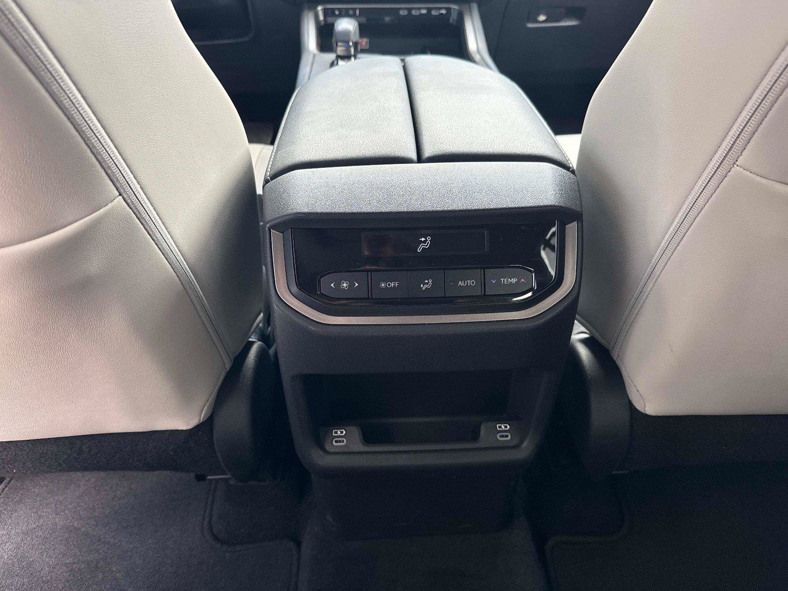 Certified 2025 Lexus TX 350 AWD w/ Technology Package image 17