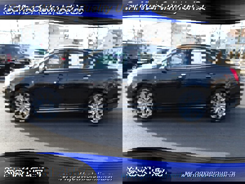 Used 2013 Lincoln MKS AWD image 8