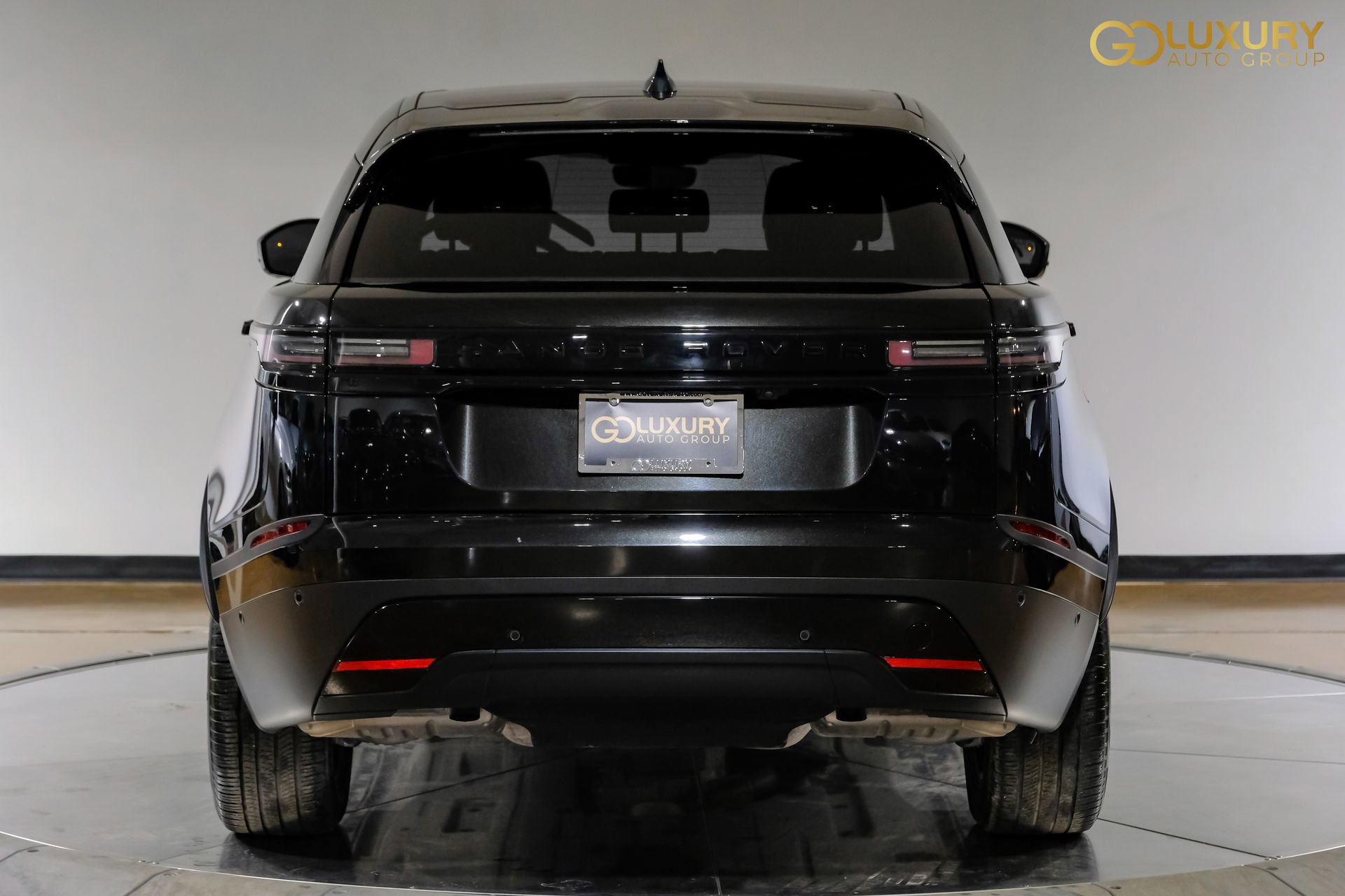Used 2024 Land Rover Range Rover Velar S AWD/4WD image 11