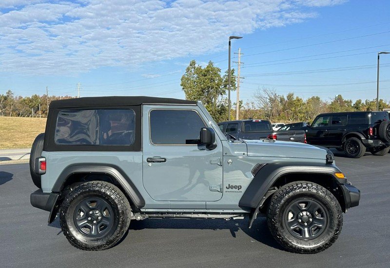 Used 2024 Jeep Wrangler Sport AWD/4WD image 2