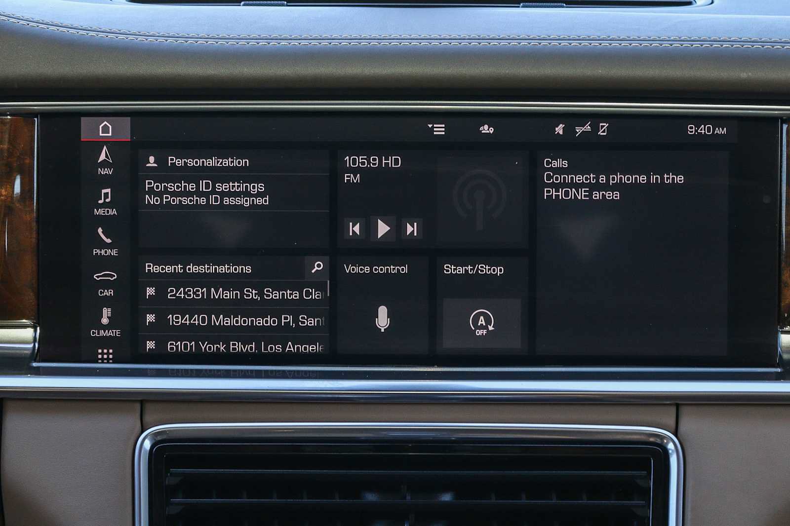 Used 2021 Porsche Panamera RWD image 17
