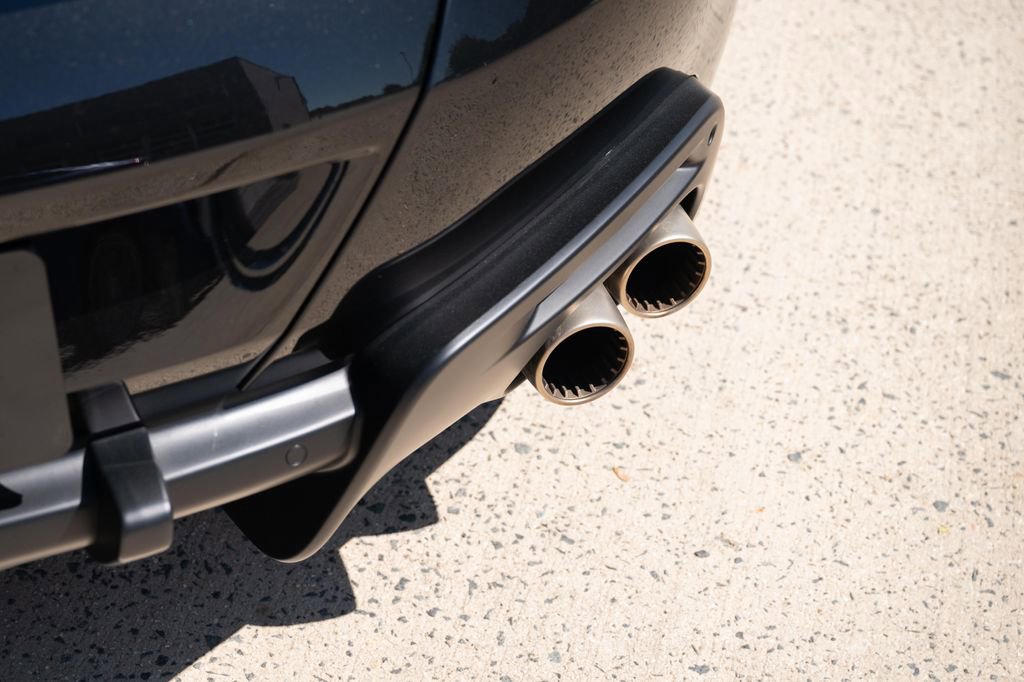 Used 2025 Ferrari Roma Spider image 28