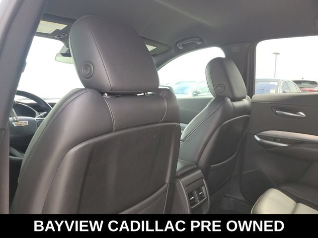 Used 2021 Cadillac XT4 Premium Luxury FWD image 17
