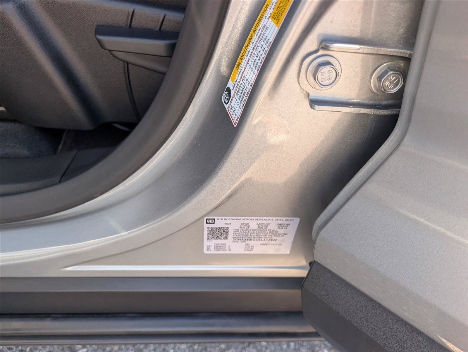 Used 2025 Chevrolet Equinox LT FWD image 15