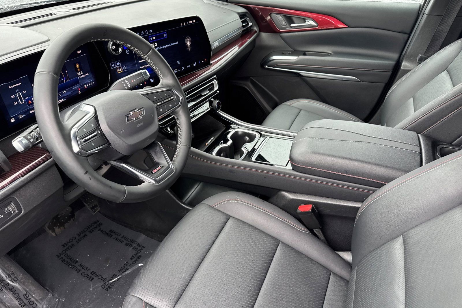 Used 2025 Chevrolet Traverse Z71 AWD/4WD image 11