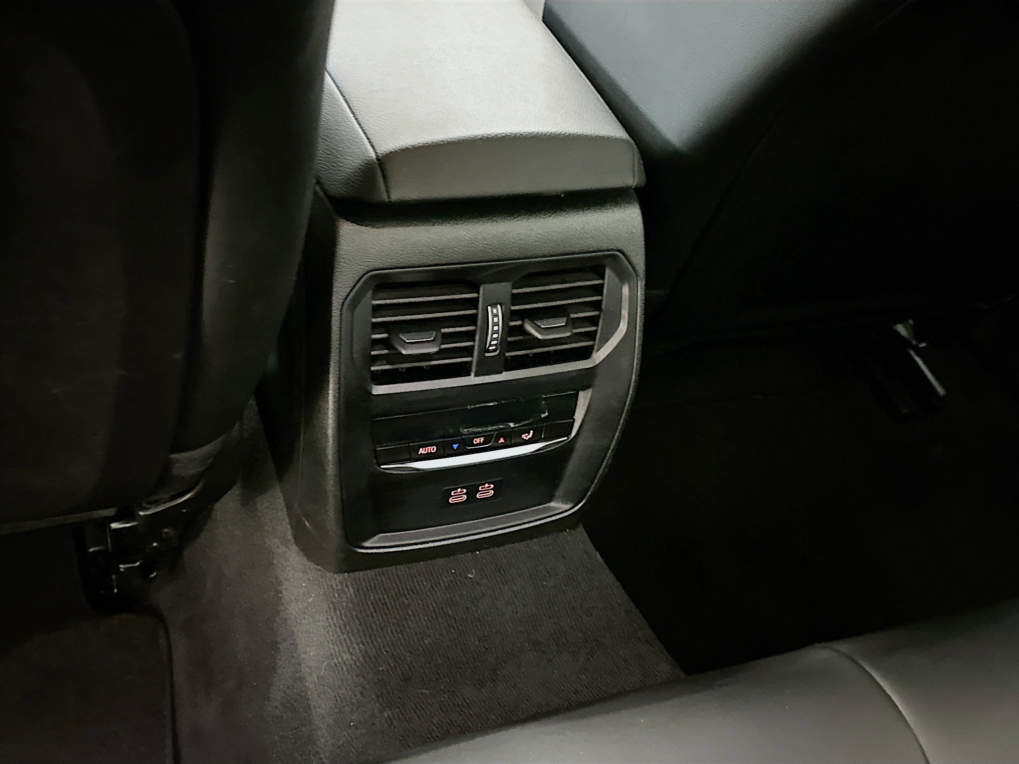 Used 2025 BMW 330i xDrive Sedan image 29